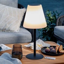 Möbelfach Serie Geschäft -Möbelfach Serie Geschäft butlers outdoor solar tischleuchte mit farbwechsel light up in schwarz weiss 1